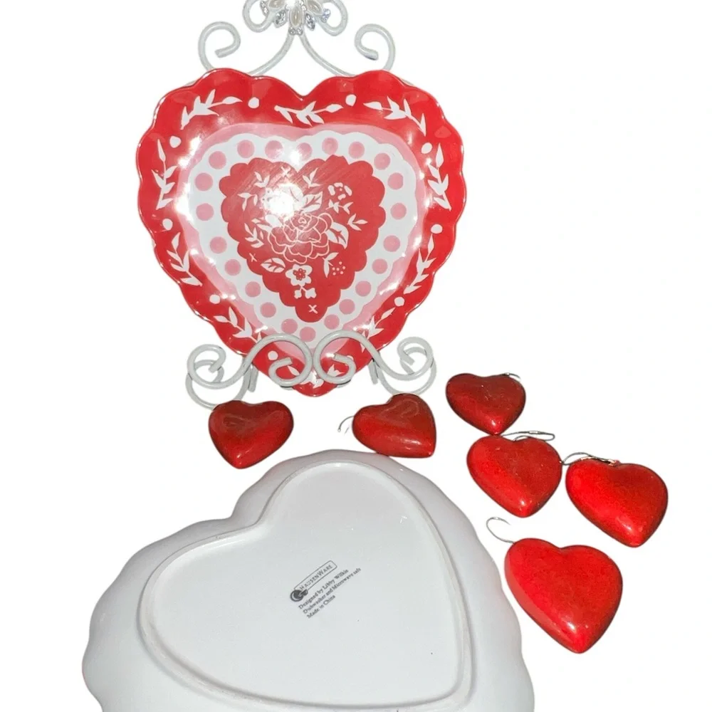 Romantic Red Heart Party Plates Hausenware Designed by Libby Wilkies